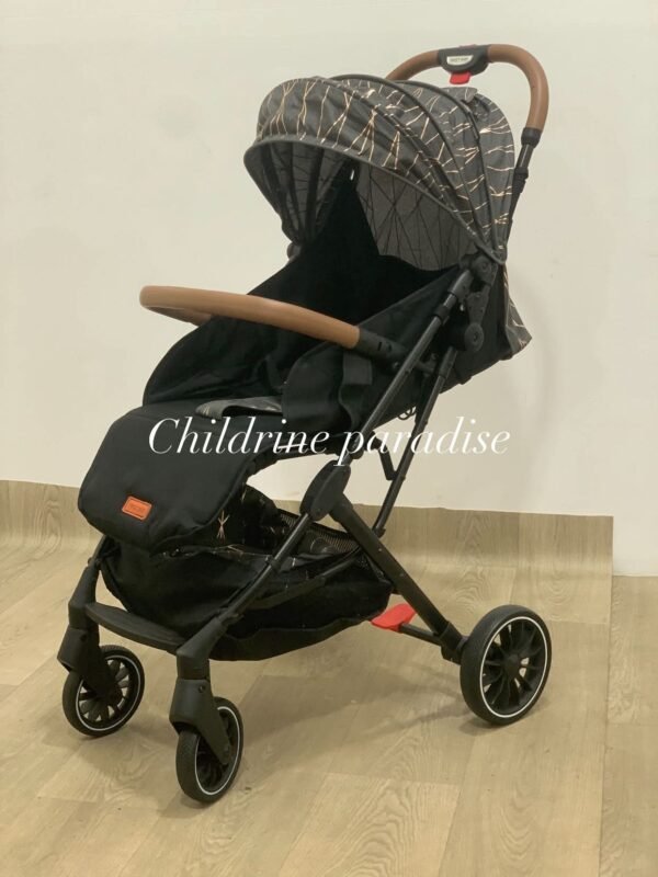 Poussette « Urban Move » – Compacte et Confortable